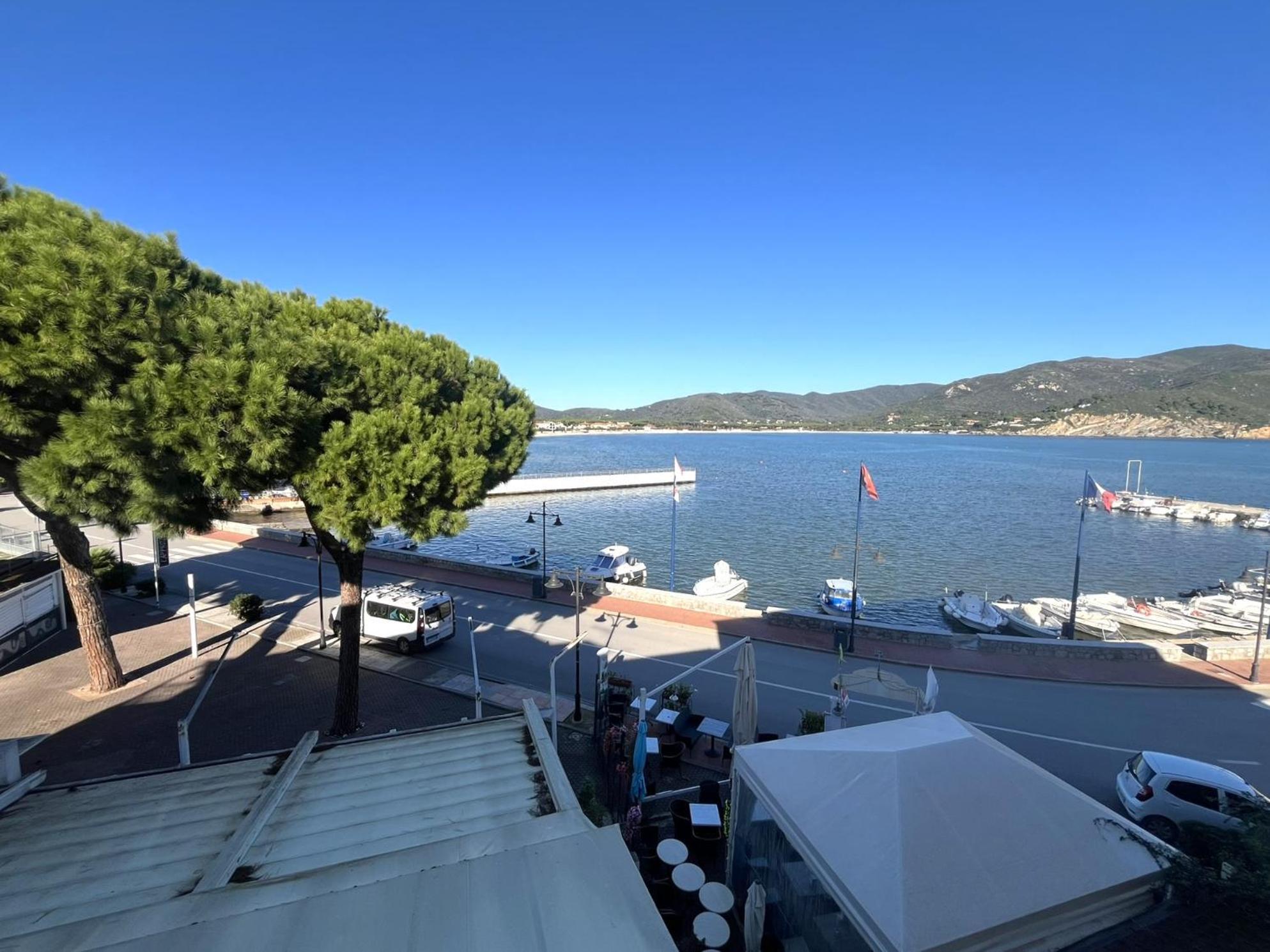 Appartamenti Lungomare Seafront - Goelba Marina di Campo Esterno foto